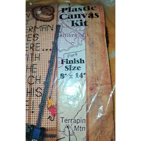 Plastic Canvas Kit "An Old Fisherman Lives Here With The Catch Of His Life" 8"x1 - Picture 4 of 6